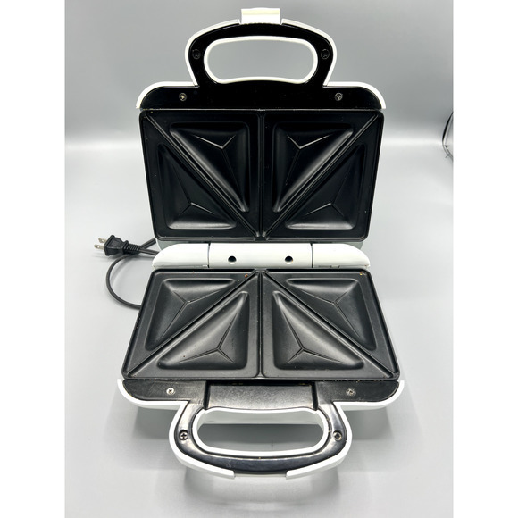 Toastmaster Snackster Snack n' Sandwich Maker Electric TSM2 Kitchen Appliance - Picture 2 of 5